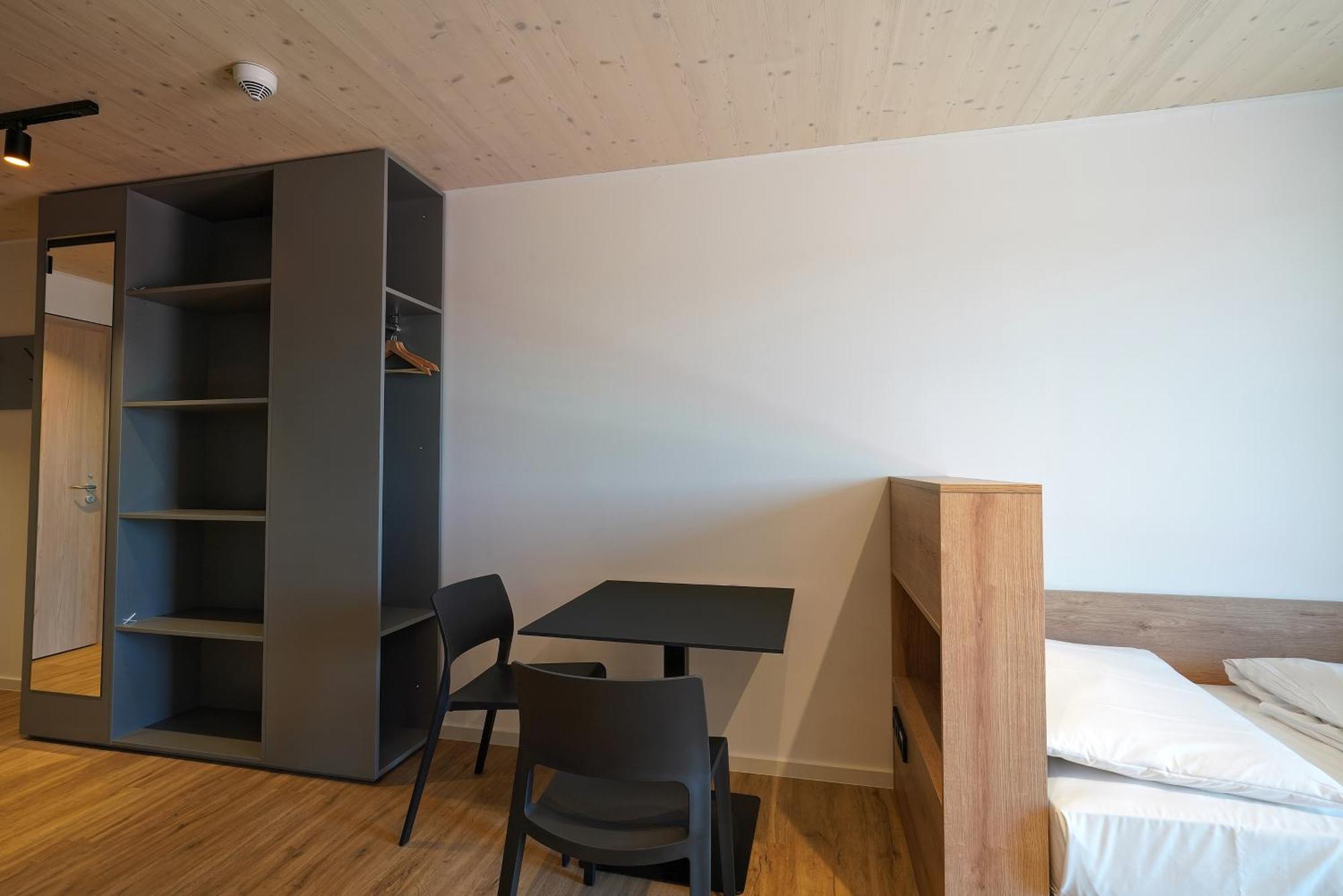 Timber One Boardinghouse Dorfen Aparthotel Kültér fotó